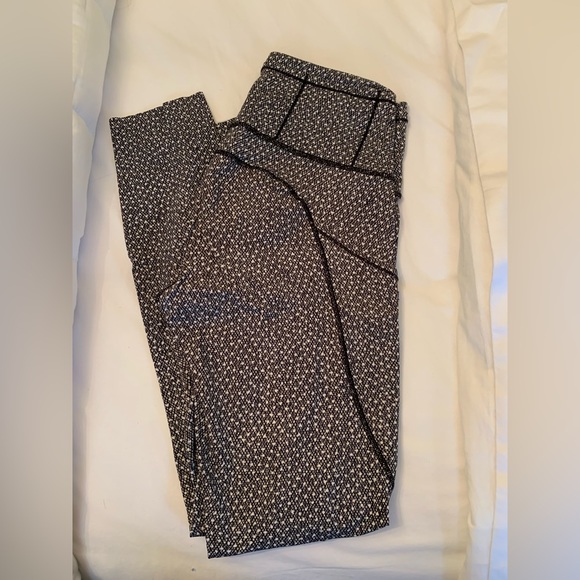 Lululemon Leggings - Picture 3 of 4